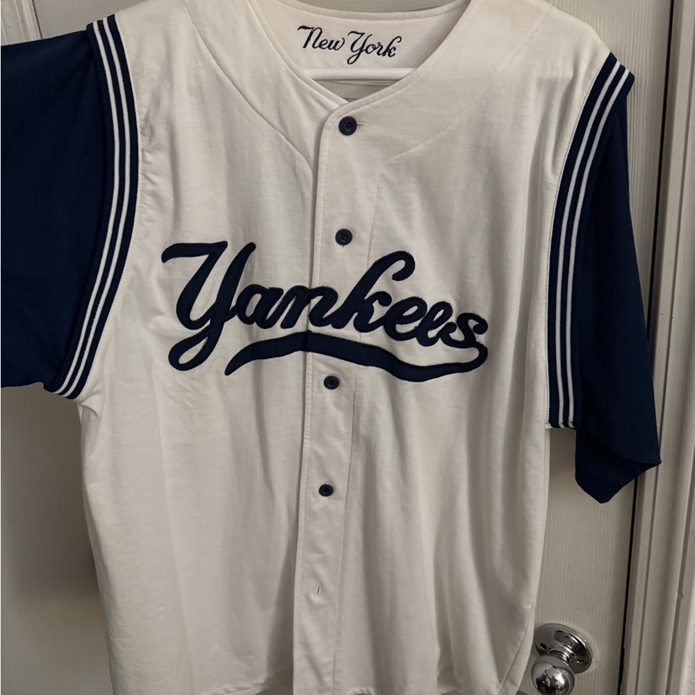 STARTER New York White and Navy Jersey